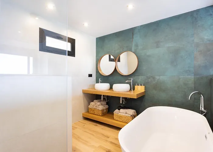 Home2book Miami Views & Pool, Апартаменты